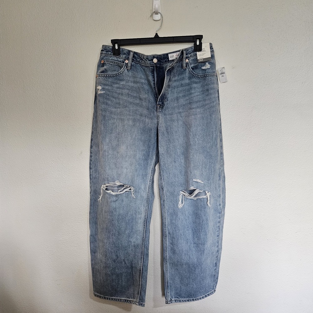 NWT Gap High Rise Barrel Jeans Womens 31/12 Short Light Denim Distressed Relaxed